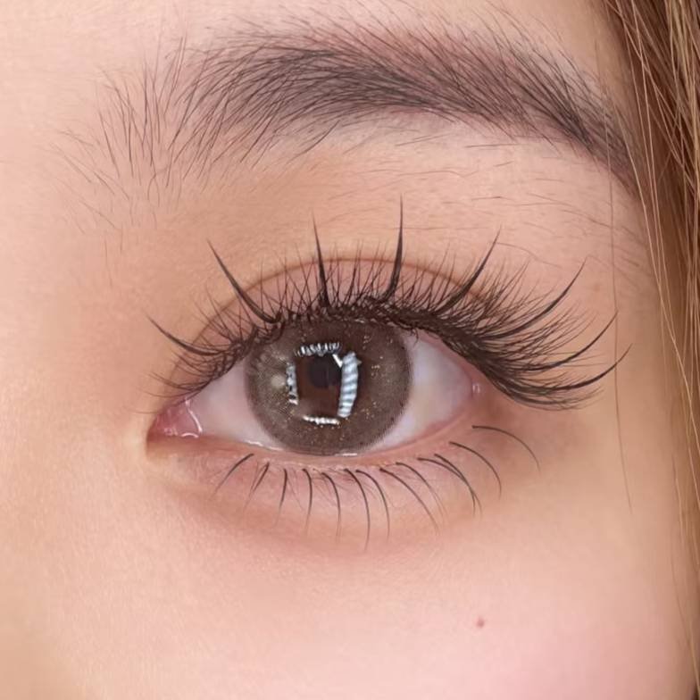 Fairy-look fransförlängning Göteborg – naturliga voluminösa fransar